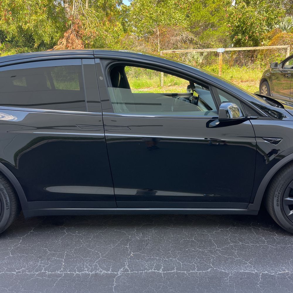 2022 Tesla Model X Plaid