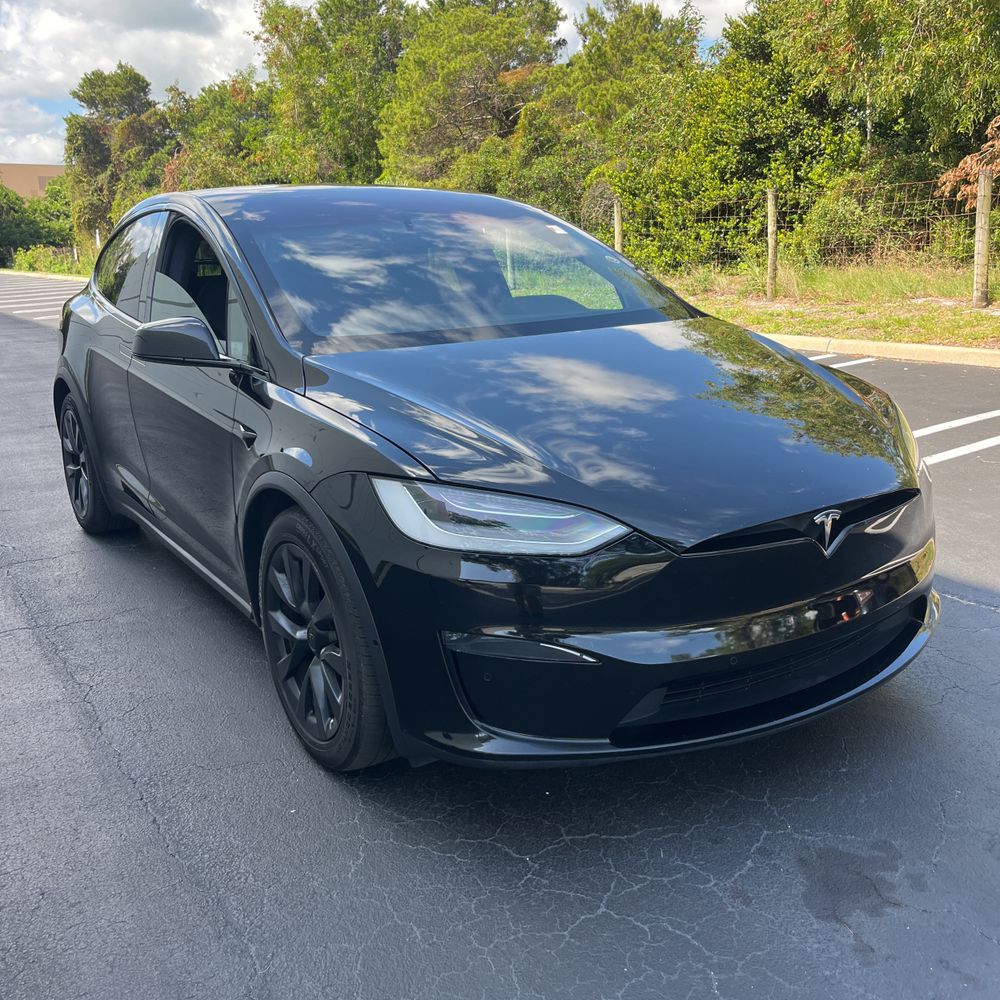 2022 Tesla Model X Plaid