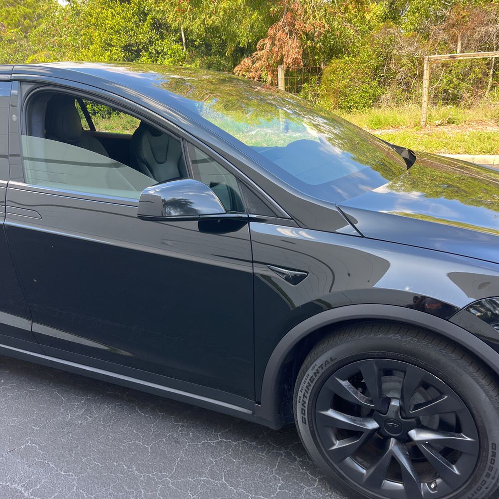 2022 Tesla Model X Plaid