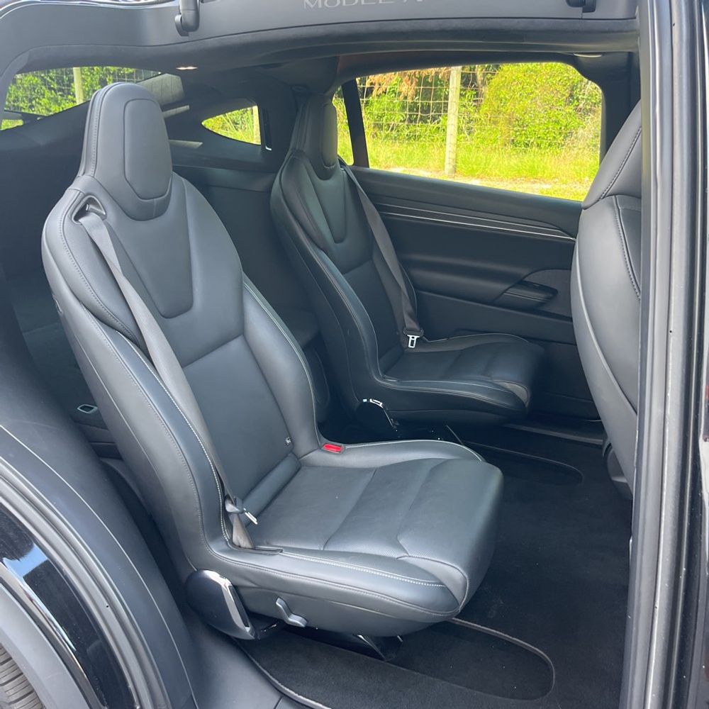2022 Tesla Model X Plaid