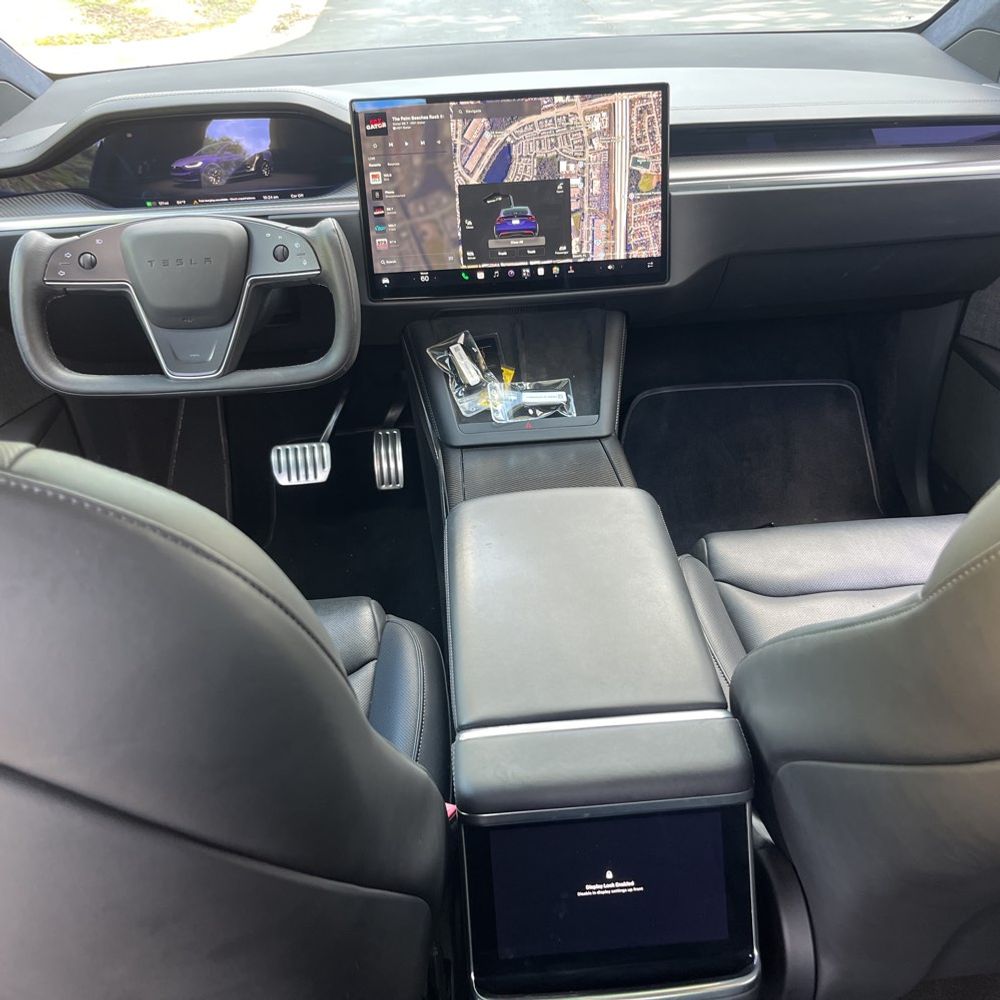 2022 Tesla Model X Plaid