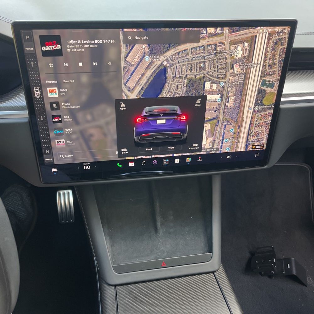 2022 Tesla Model X Plaid