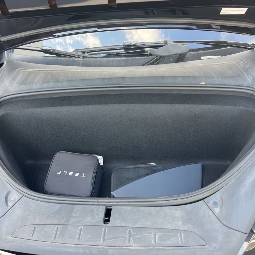 2022 Tesla Model X Plaid