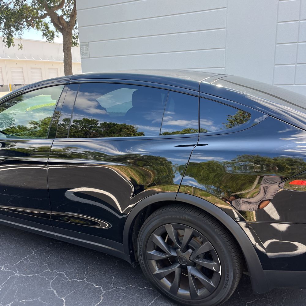 2022 Tesla Model X Plaid
