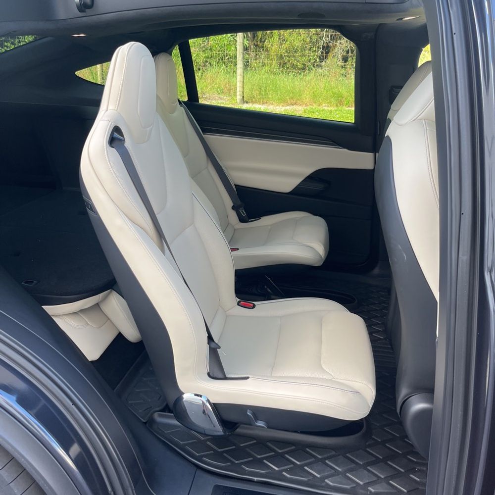 2024 Tesla Model X Plaid
