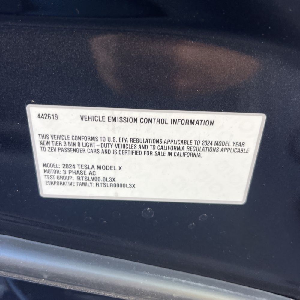 2024 Tesla Model X Plaid