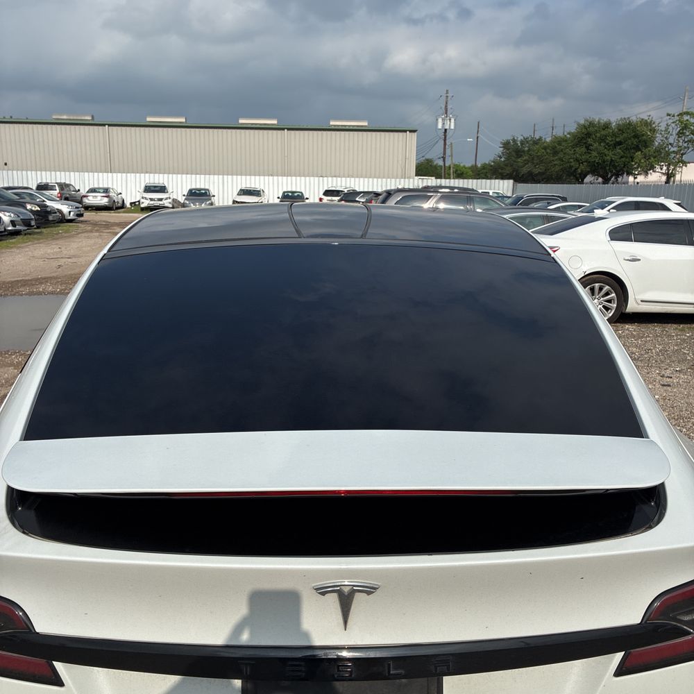 2022 Tesla Model X Base