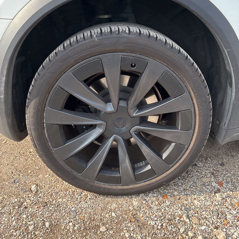 2022 Tesla Model X Base