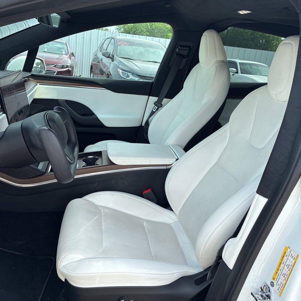 2022 Tesla Model X Base