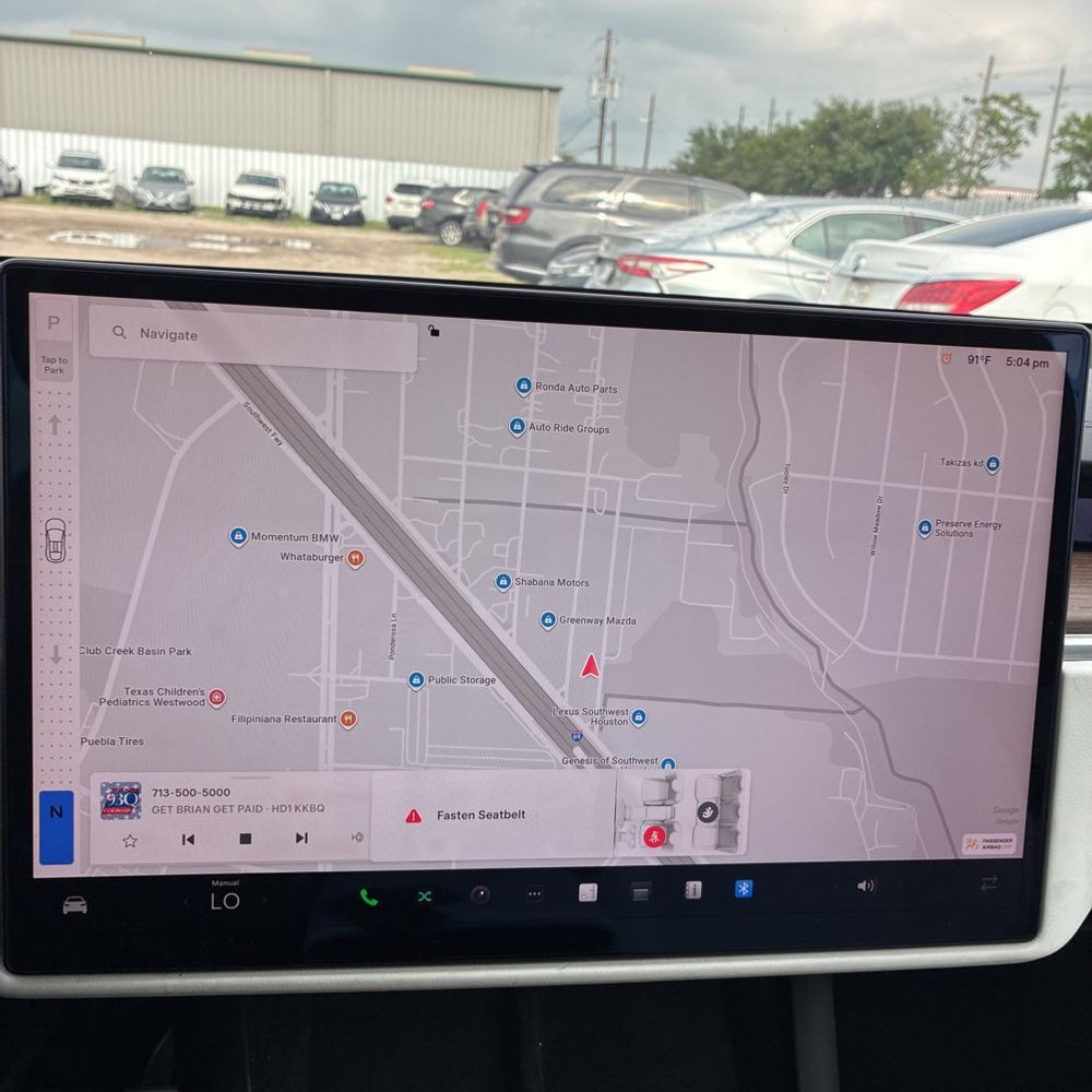 2022 Tesla Model X Base