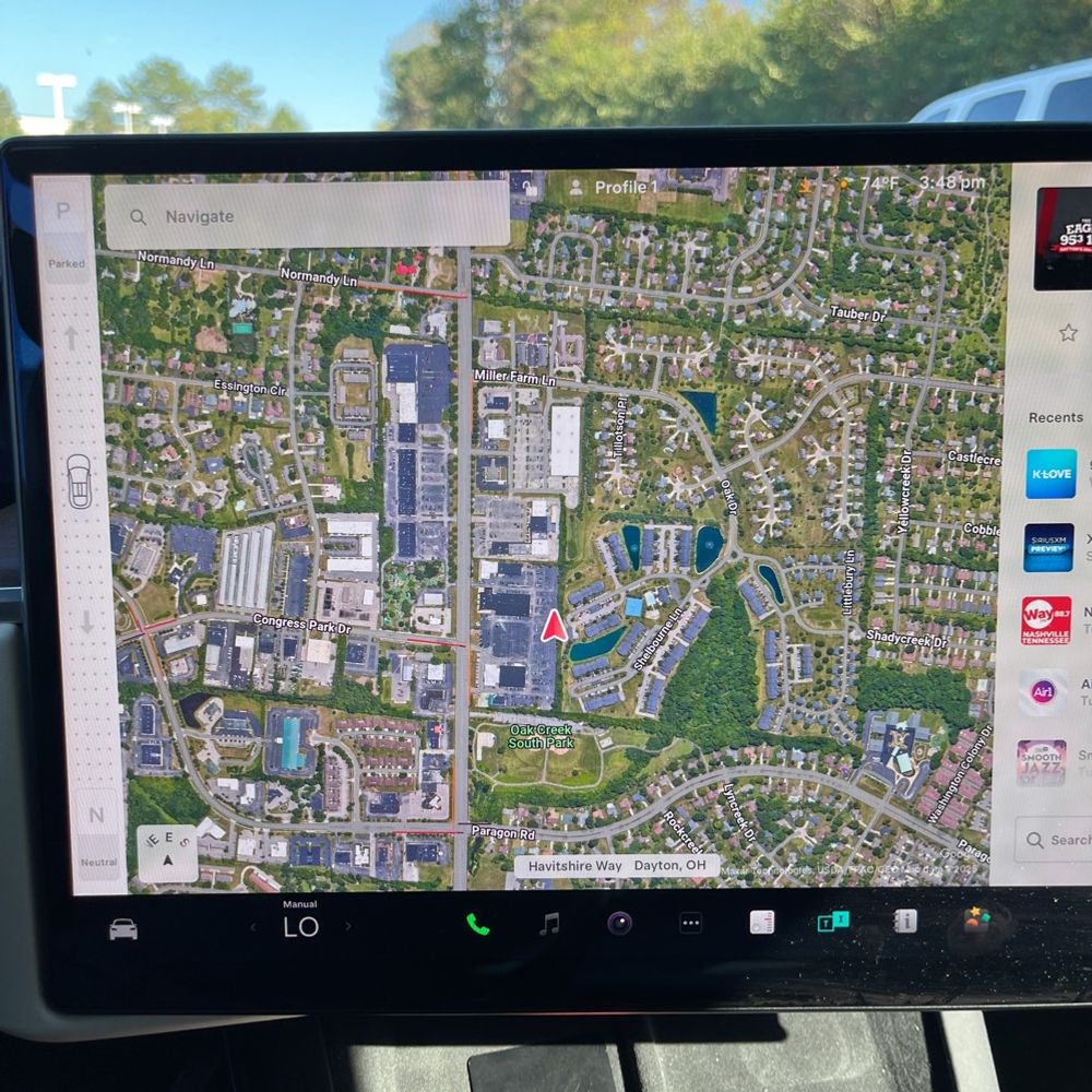 2022 Tesla Model X Standard Range