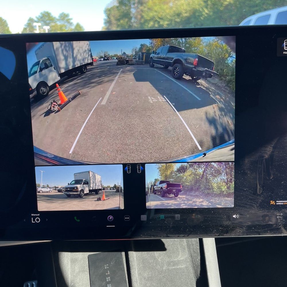 2022 Tesla Model X Standard Range