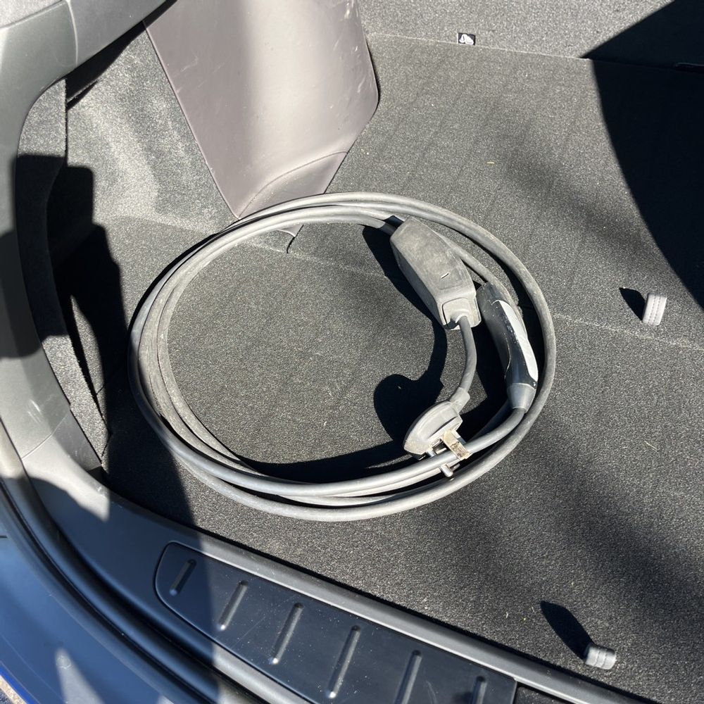 2022 Tesla Model X Standard Range
