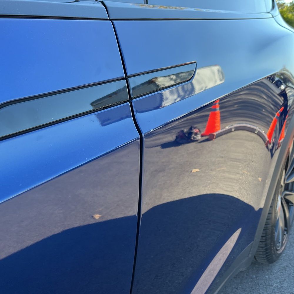 2022 Tesla Model X Standard Range