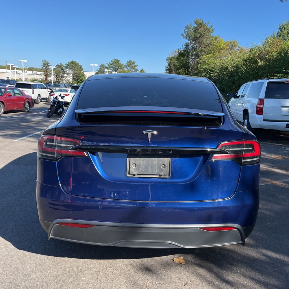 2022 Tesla Model X Standard Range