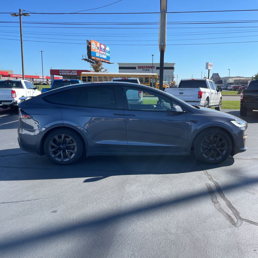 2023 Tesla Model X Long Range