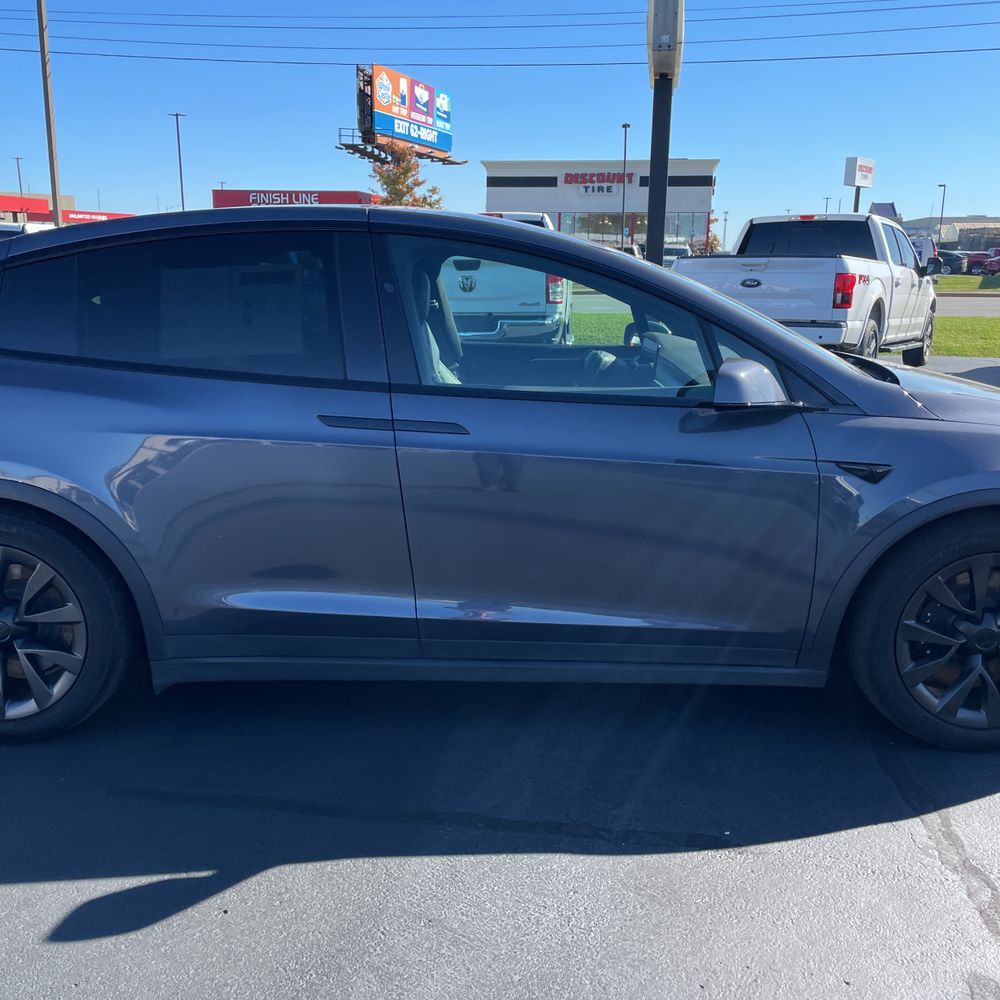 2023 Tesla Model X Long Range