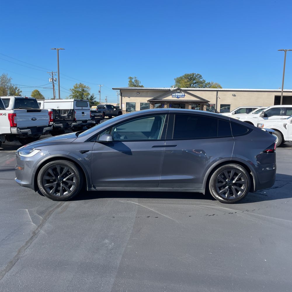 2023 Tesla Model X Long Range