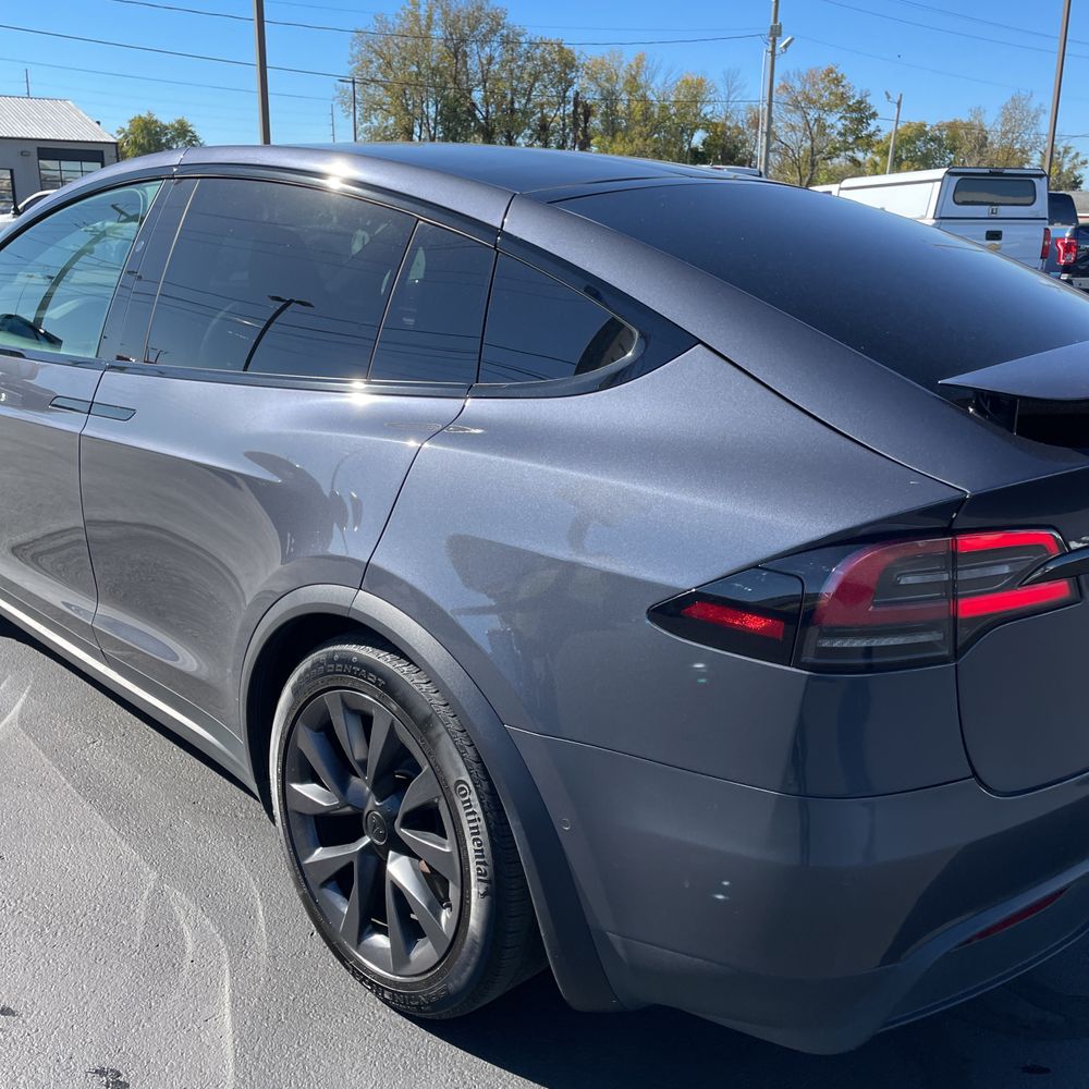 2023 Tesla Model X Long Range