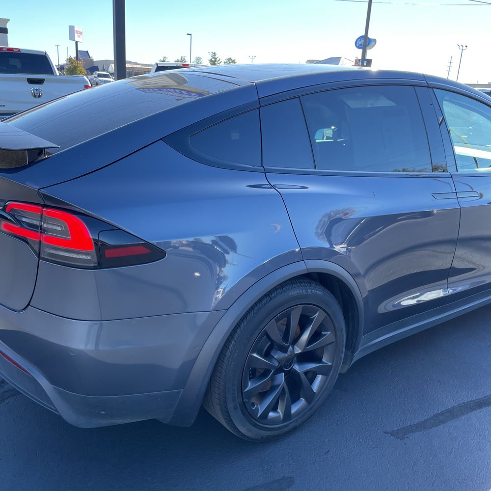 2023 Tesla Model X Long Range