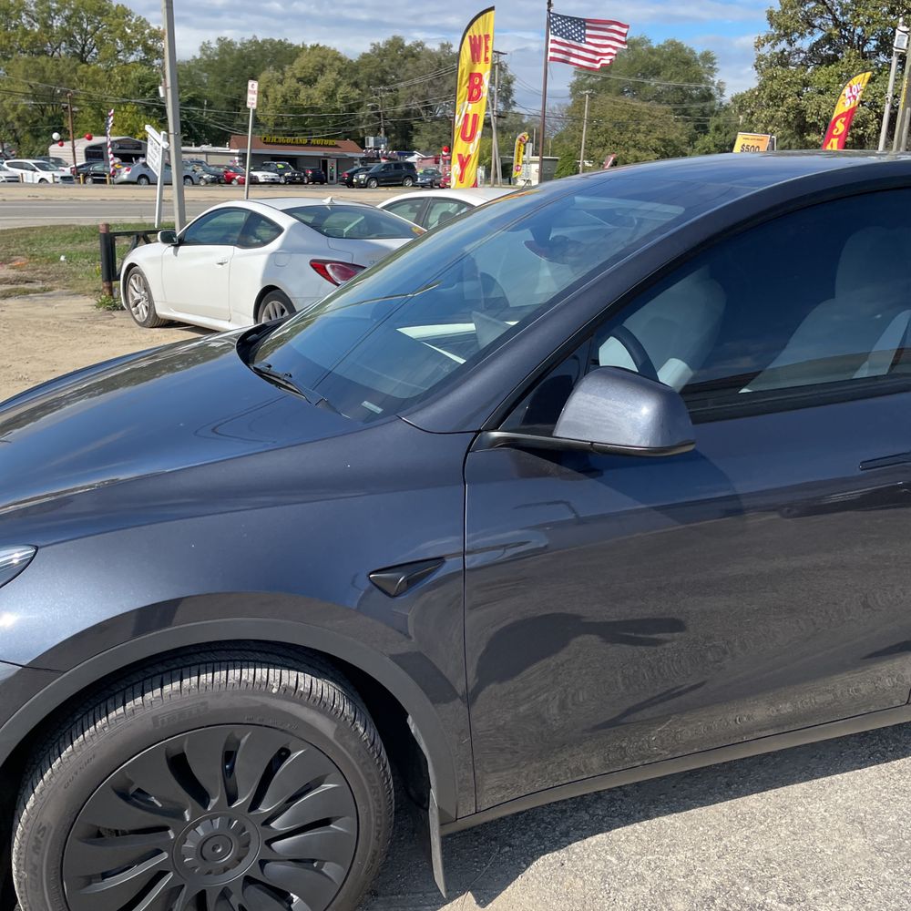2024 Tesla Model Y Long Range