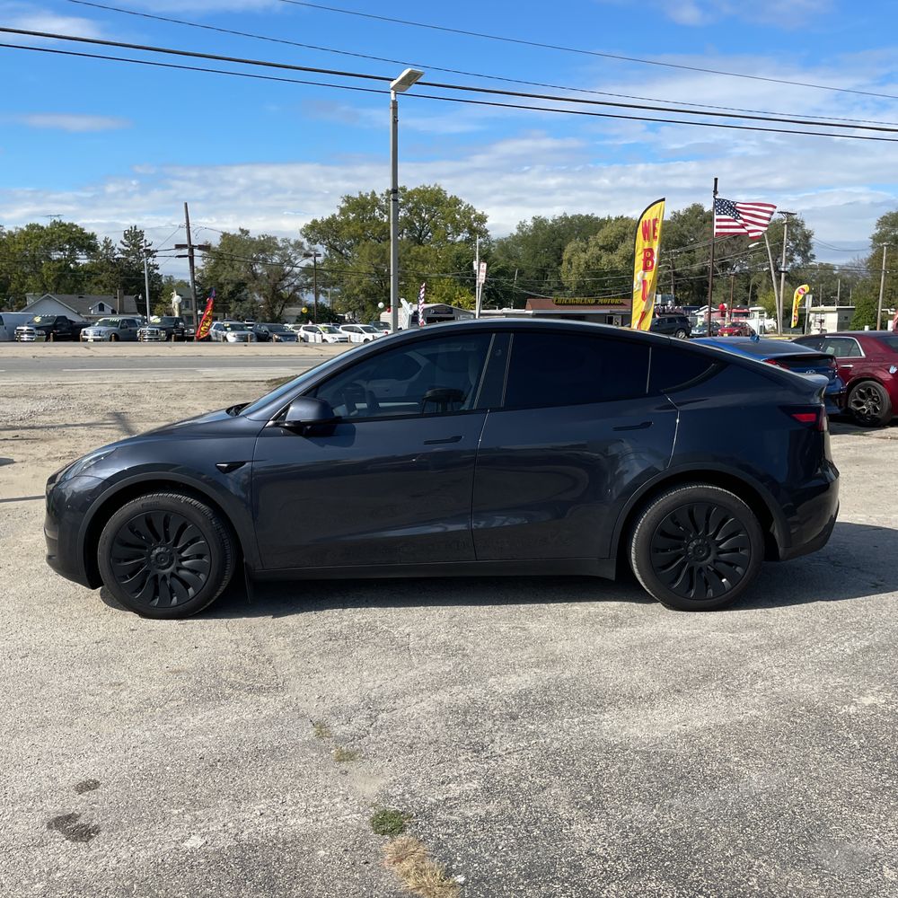 2024 Tesla Model Y Long Range