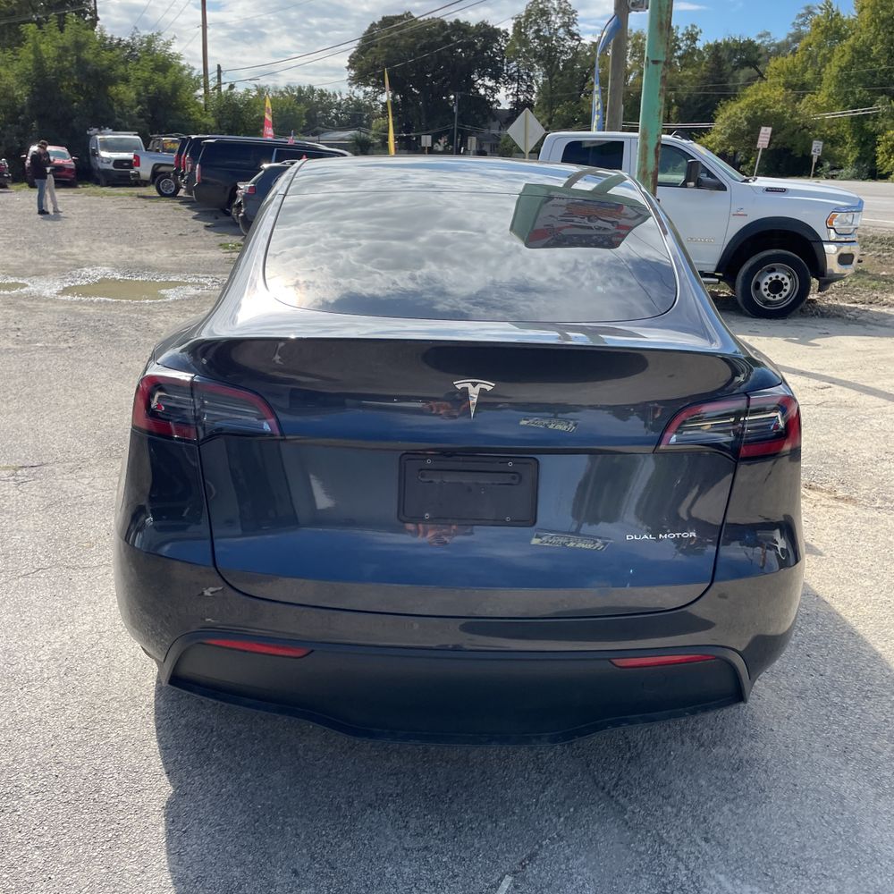 2024 Tesla Model Y Long Range
