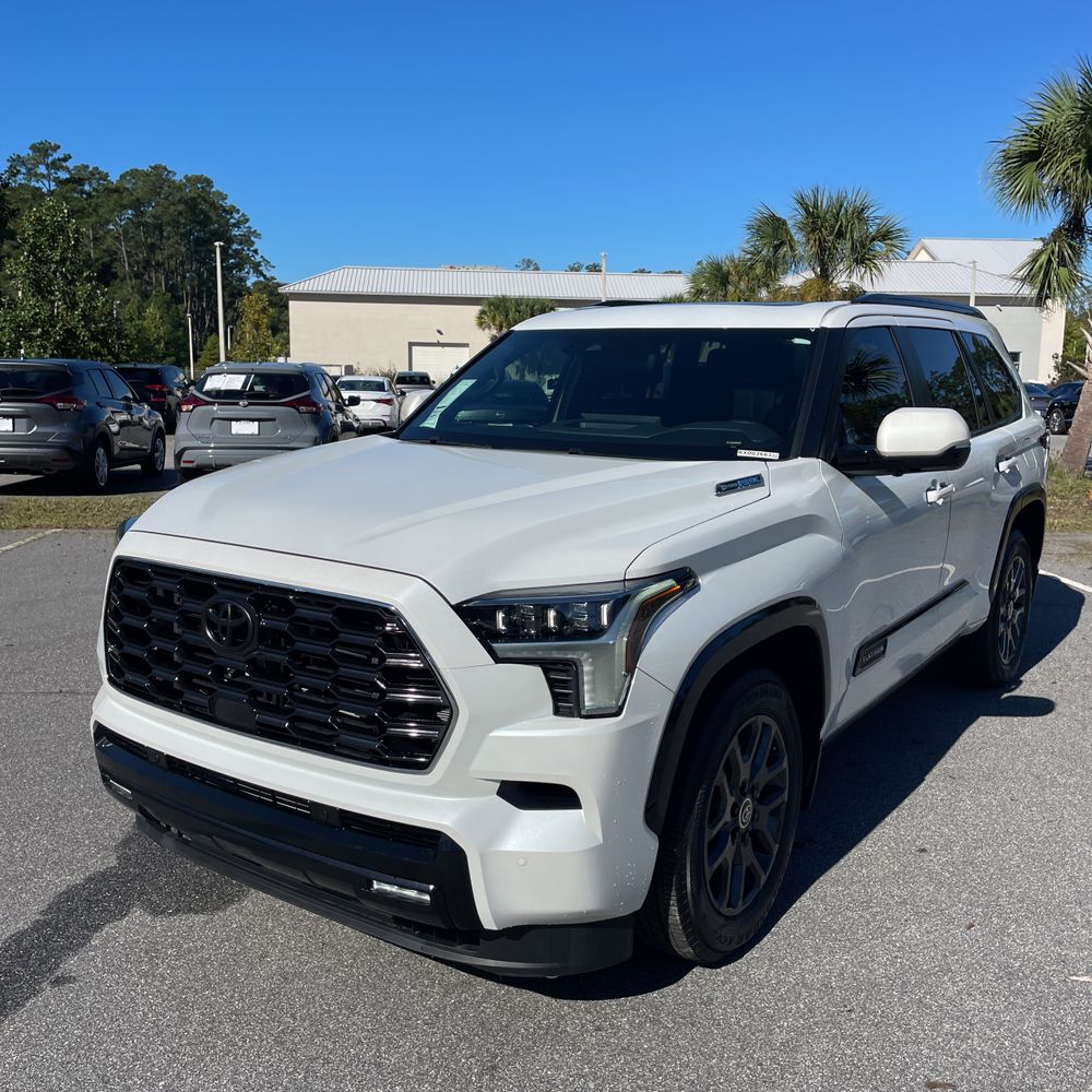 2024 Toyota Sequoia Platinum
