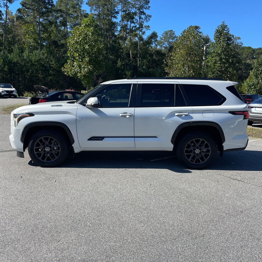 2024 Toyota Sequoia Platinum