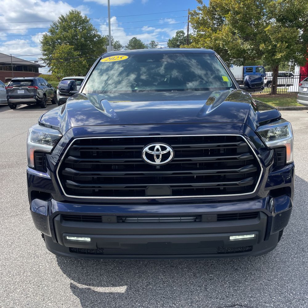 2025 Toyota Sequoia SR5