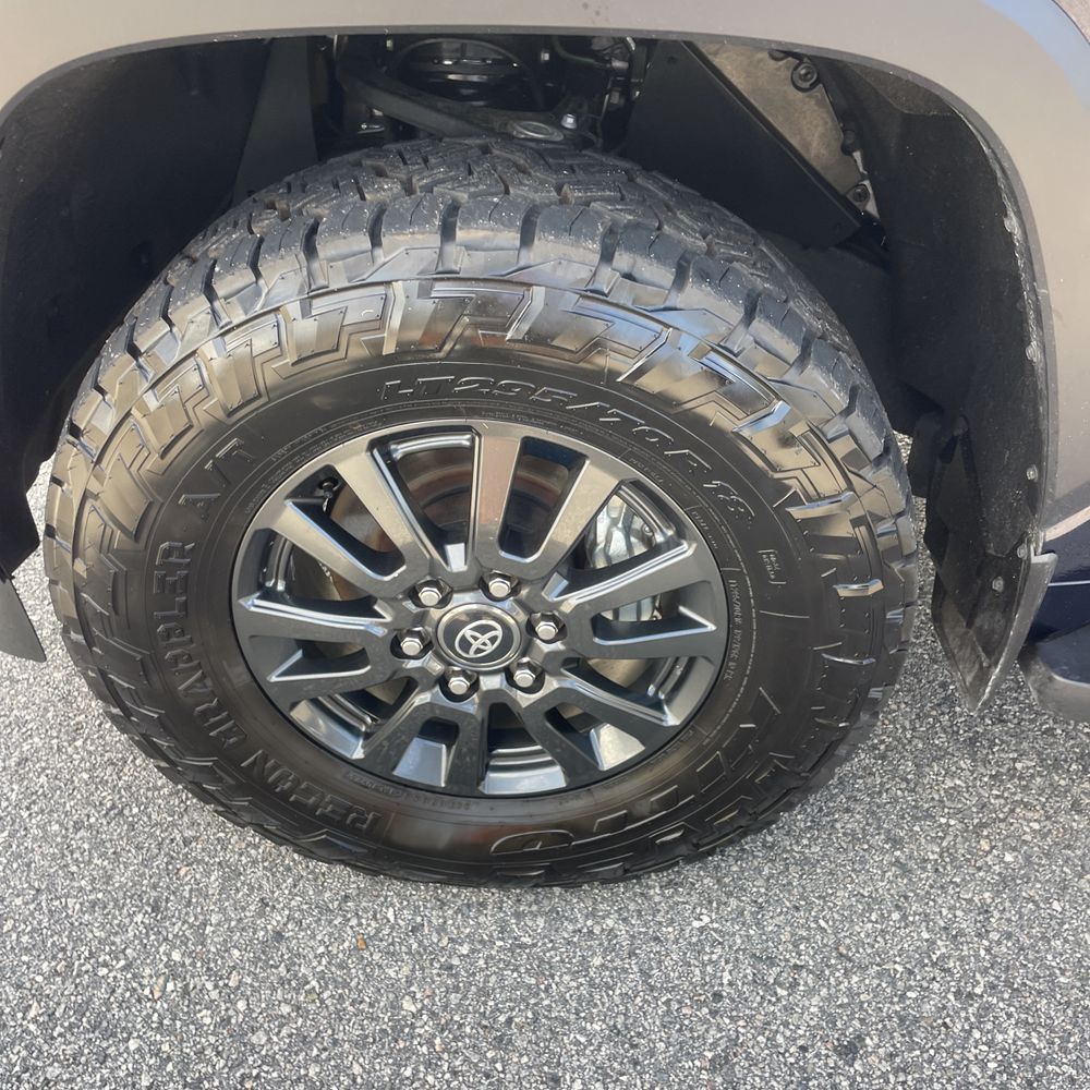 2025 Toyota Sequoia SR5