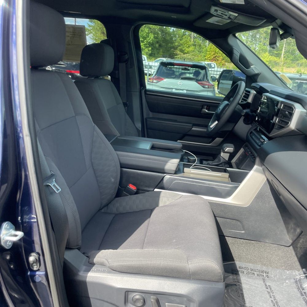 2025 Toyota Sequoia SR5