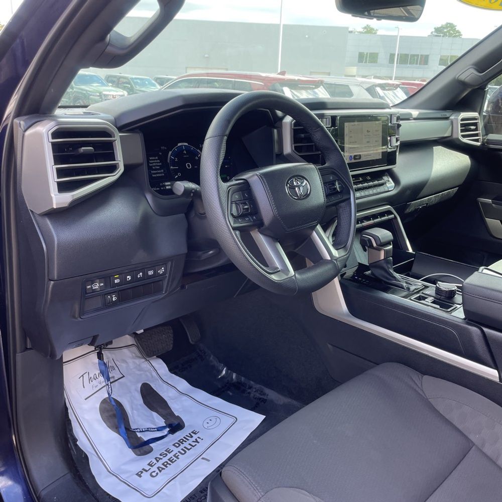 2025 Toyota Sequoia SR5