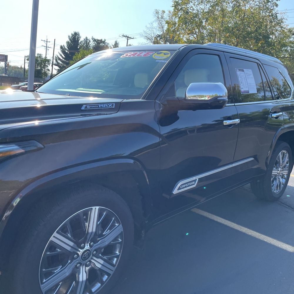 2023 Toyota Sequoia Capstone