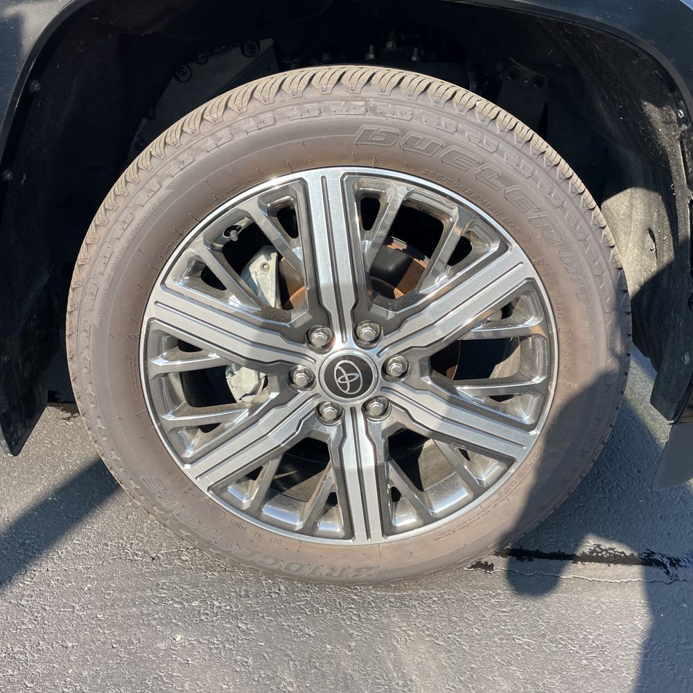 2023 Toyota Sequoia Capstone