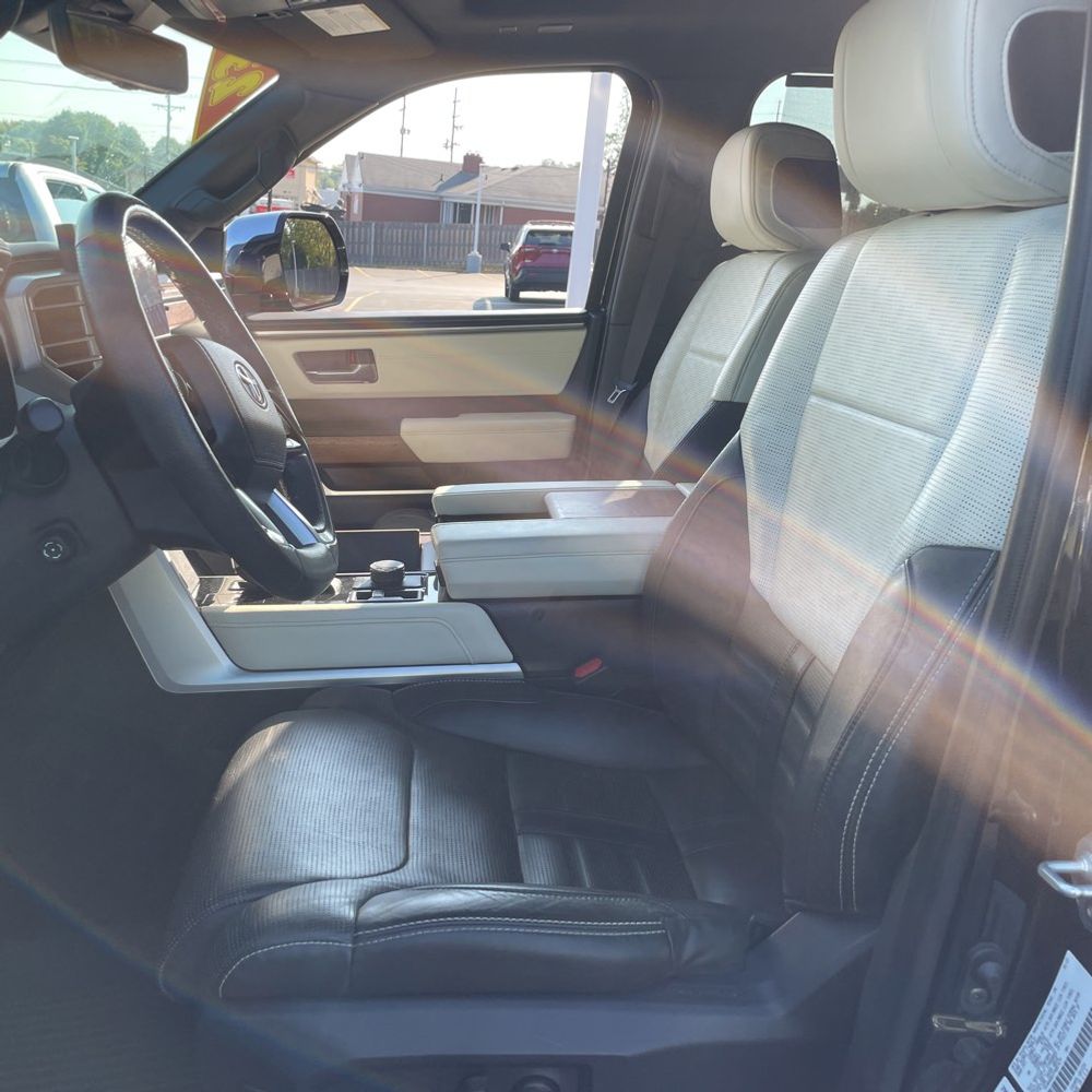 2023 Toyota Sequoia Capstone