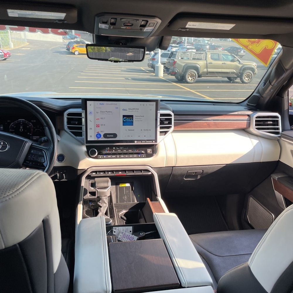 2023 Toyota Sequoia Capstone