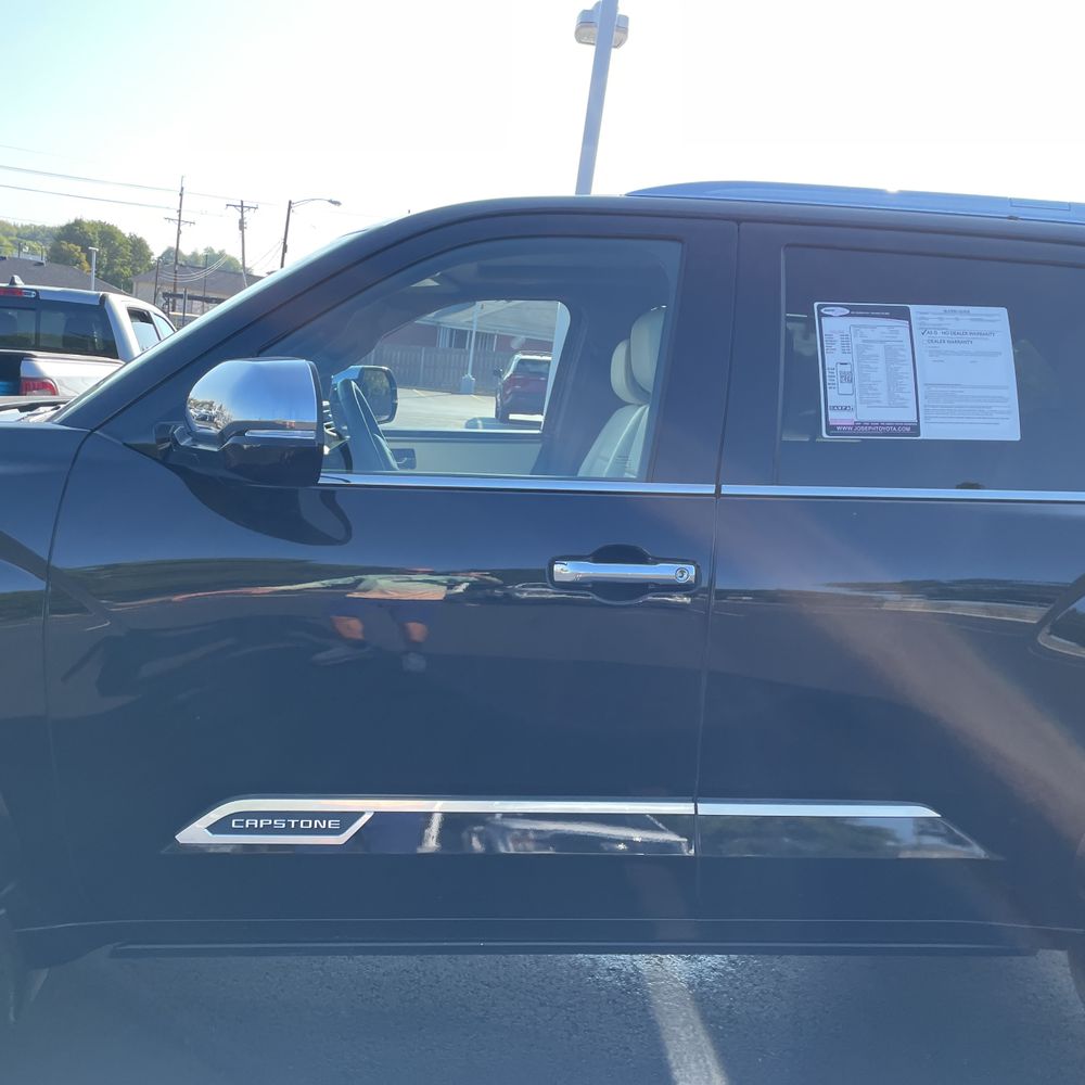 2023 Toyota Sequoia Capstone
