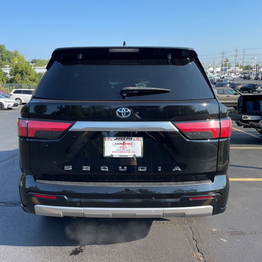 2023 Toyota Sequoia Capstone