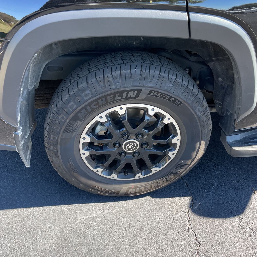 2023 Toyota Sequoia SR5