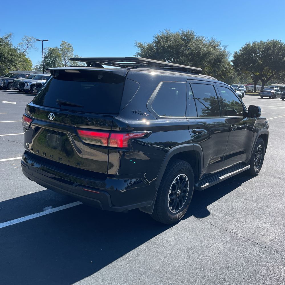 2023 Toyota Sequoia SR5