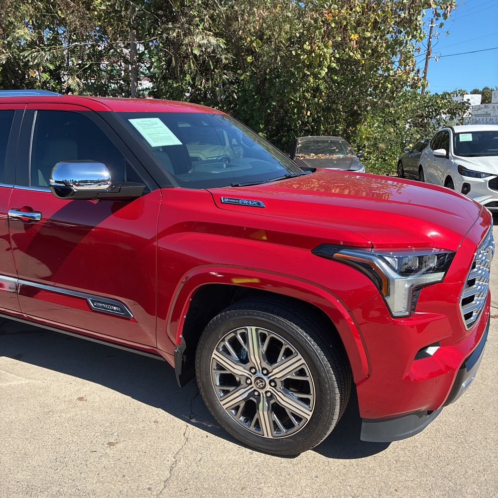 2024 Toyota Sequoia Capstone