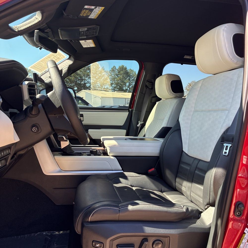 2024 Toyota Sequoia Capstone