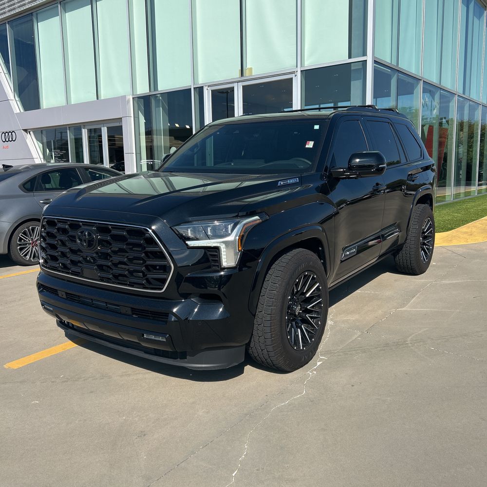2025 Toyota Sequoia Platinum