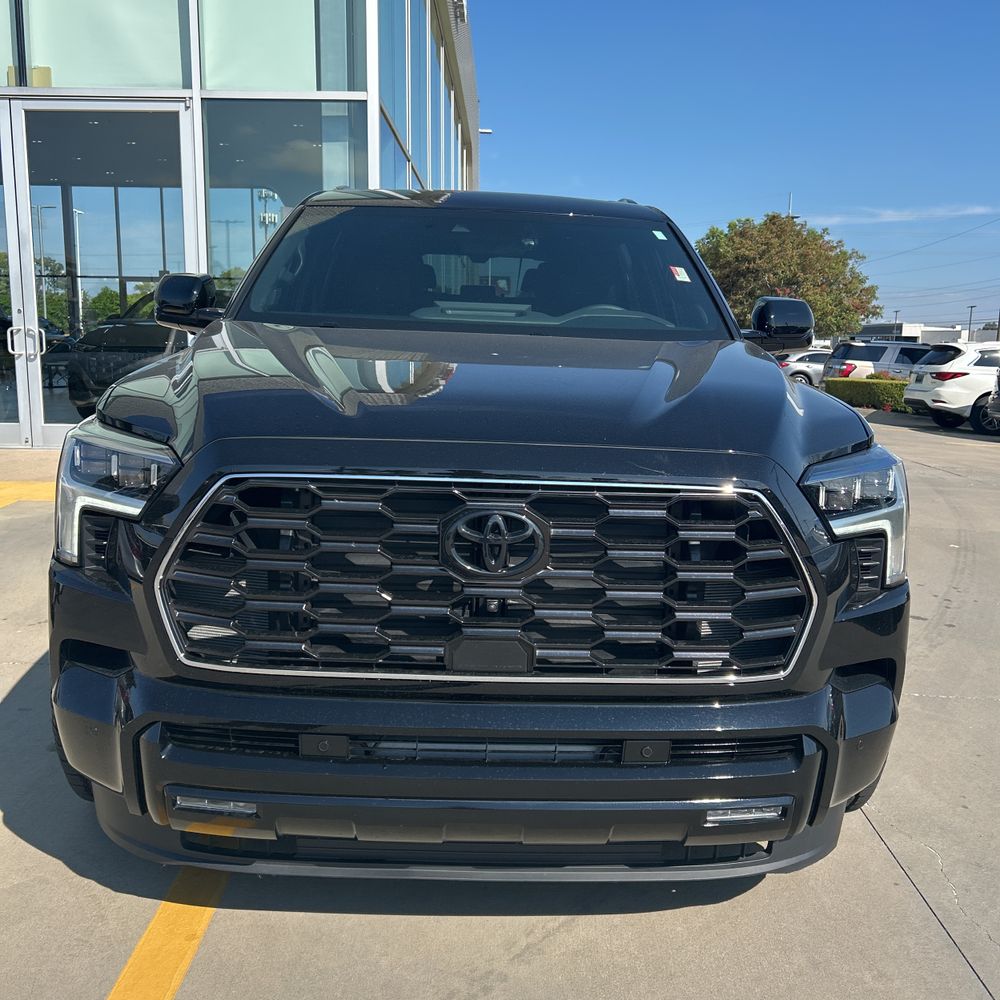 2025 Toyota Sequoia Platinum