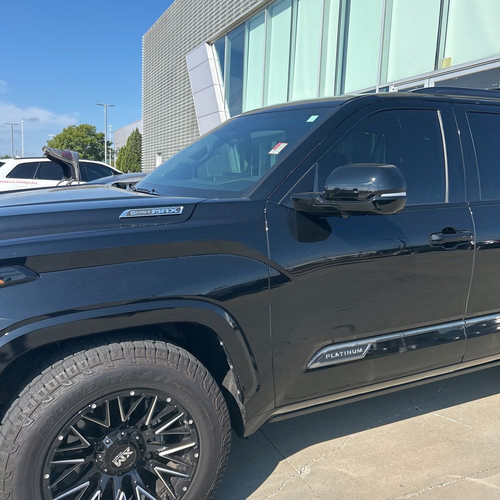 2025 Toyota Sequoia Platinum