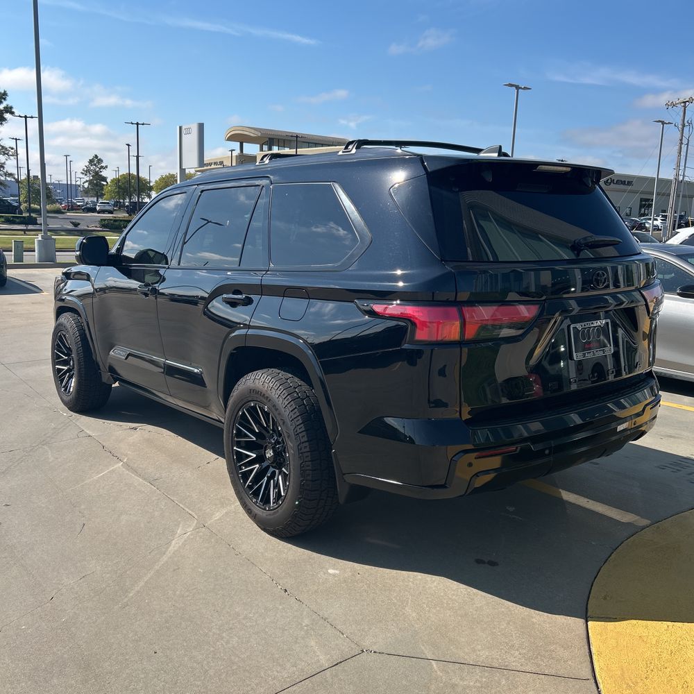 2025 Toyota Sequoia Platinum