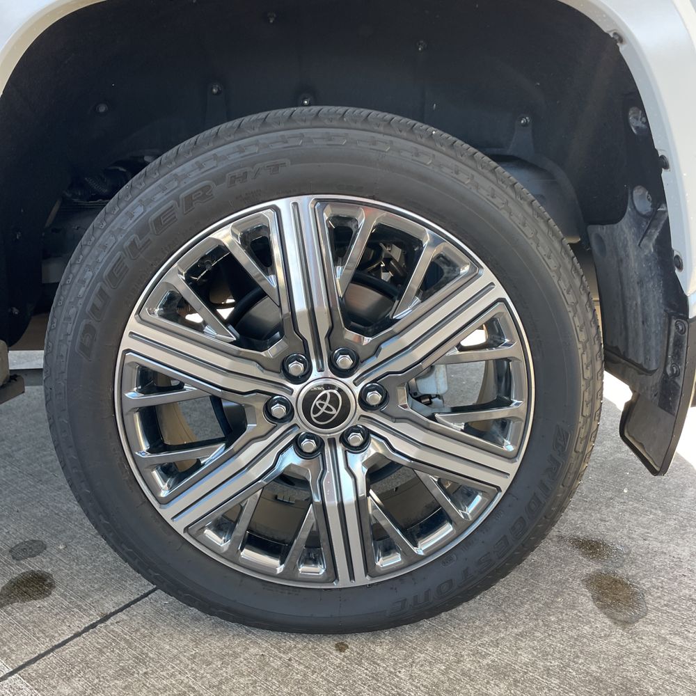 2024 Toyota Sequoia Capstone