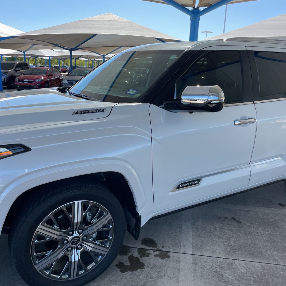 2024 Toyota Sequoia Capstone