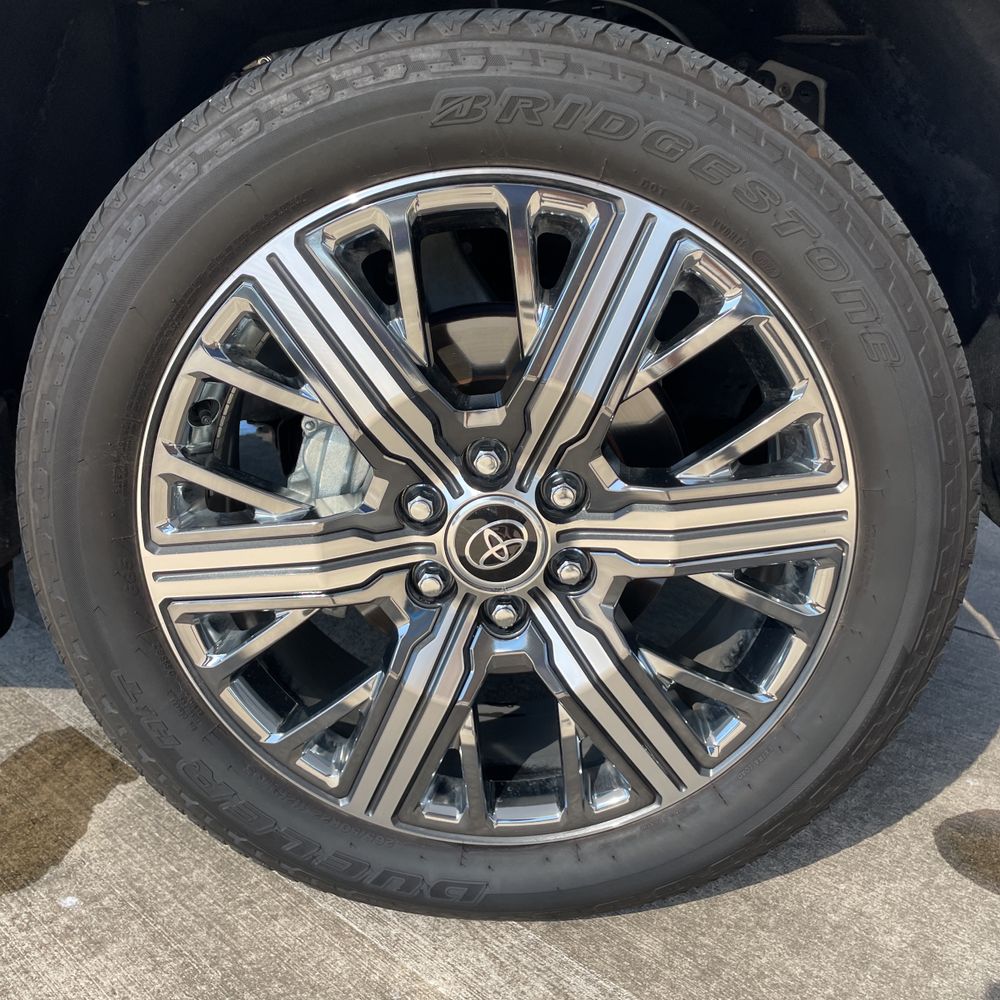 2024 Toyota Sequoia Capstone